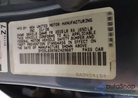 2006 Pontiac Vibe from USA, damaged, VIN 5Y2SL65856Z429687